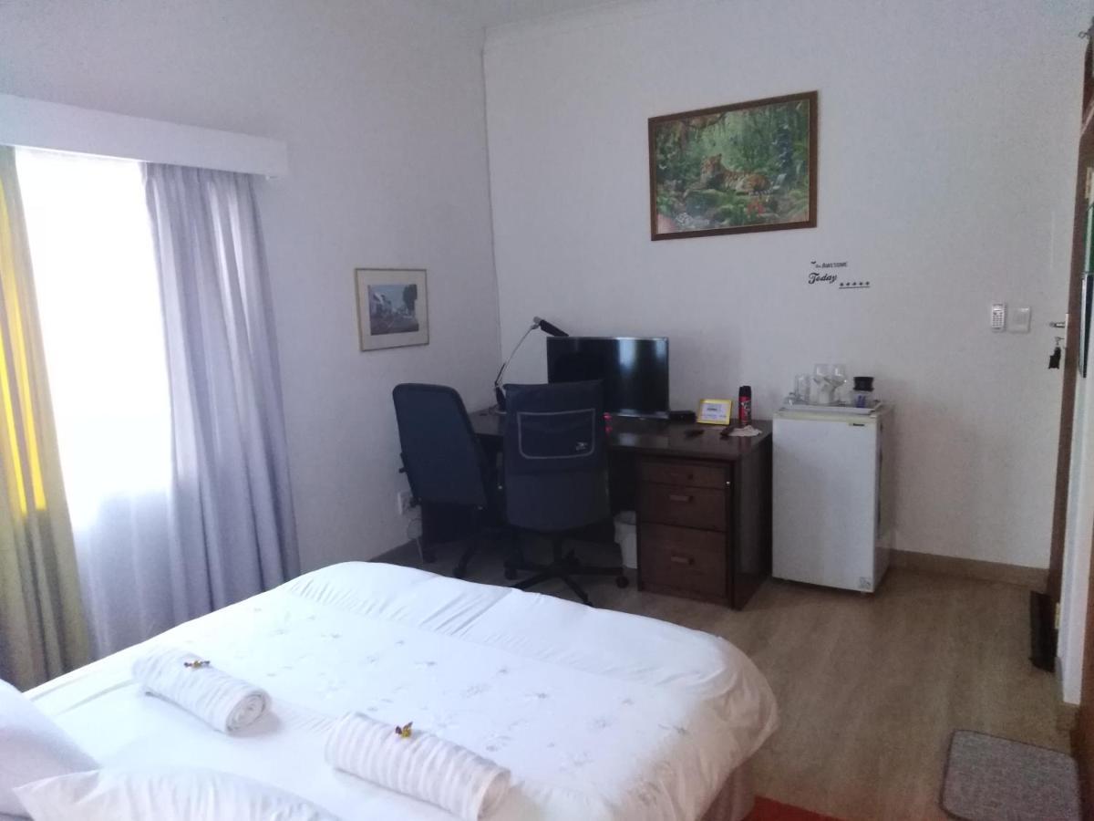 Xenia Bed & Breakfast Windhoek Eksteriør billede