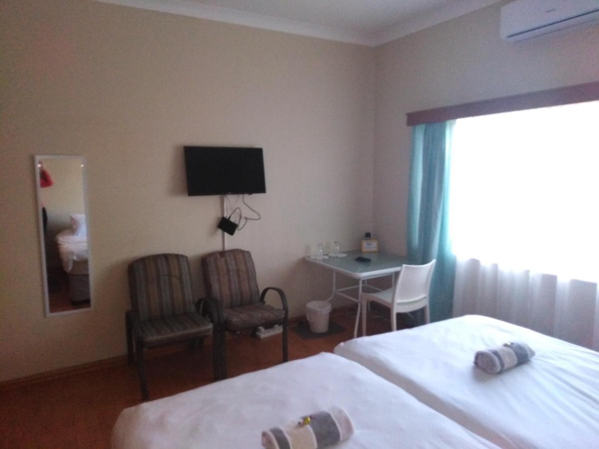 Xenia Bed & Breakfast Windhoek Eksteriør billede