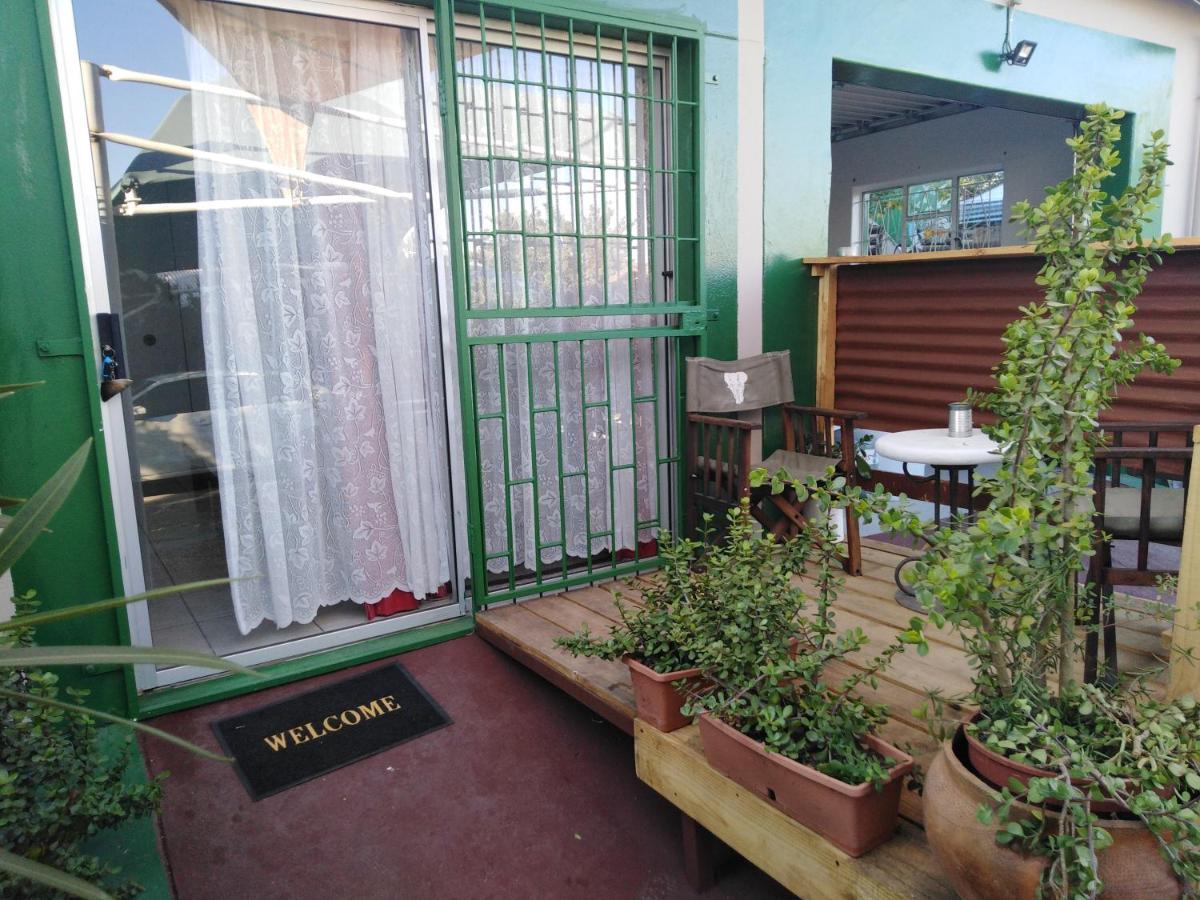 Xenia Bed & Breakfast Windhoek Eksteriør billede